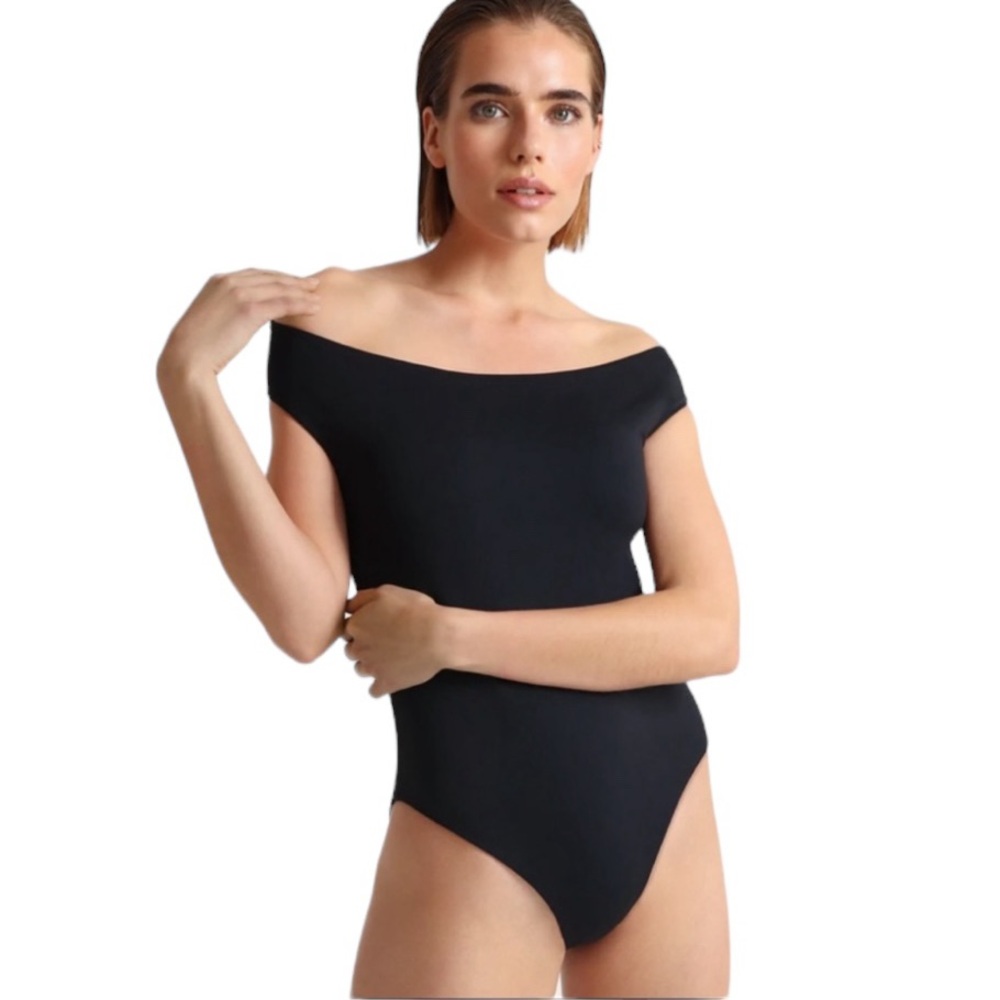 NWT Skin Worldwide June Black Off Shoulder One Piece Swimsuit XS Resort